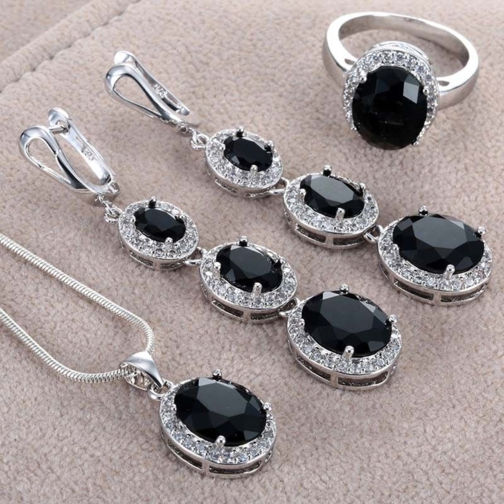 Silver Oval Cut Black Onyx set